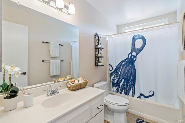 263 Carlisle Way, Benicia, CA 94510 - full bath featuring toilet, tile patterned floors, vanity, and shower / bath combination with curtain