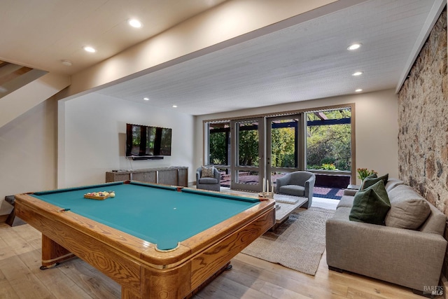 playroom featuring billiards, recessed lighting, and light wood-style floors