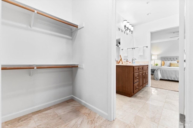 433 Tee Ct, Healdsburg, CA 95448 - walk in closet with a sink