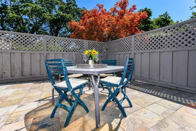 6600 Yount St Unit 40, Yountville, CA 94599 - view of patio / terrace featuring outdoor dining space and fence