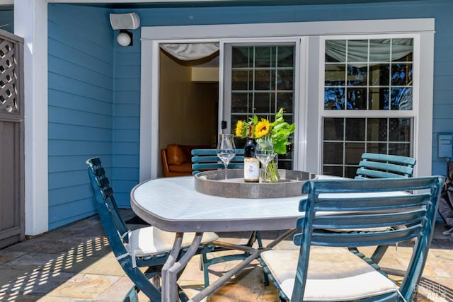 6600 Yount St Unit 40, Yountville, CA 94599 - view of patio featuring outdoor dining space