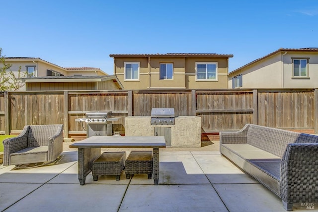 1090 Swarthmore Ct, Dixon, CA 95620 - fenced backyard with a patio and outdoor dining area