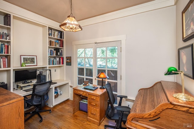 1436 Pine St, Napa, CA 94559 - office area with wood finished floors