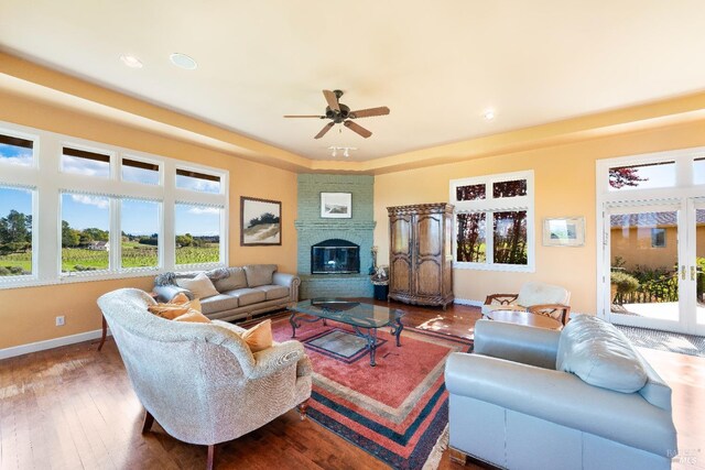 2614 Scotts Right Of Way, Sebastopol, CA 95472 - sunroom / solarium featuring vaulted ceiling and wood finished floors