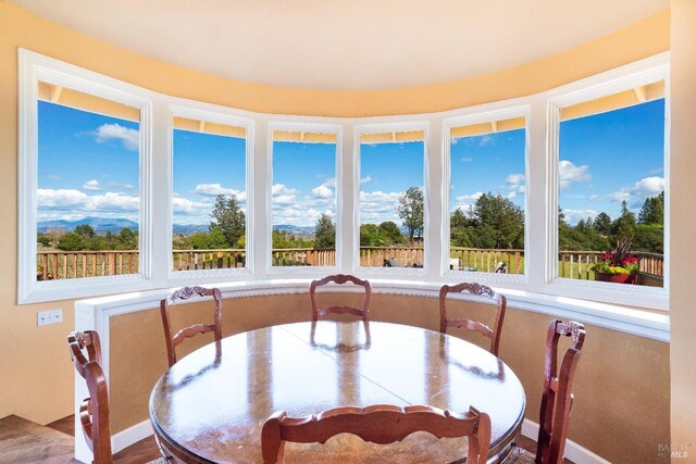 2614 Scotts Right Of Way, Sebastopol, CA 95472 - kitchen with healthy amount of natural light and backsplash