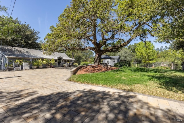 2134 Monticello Rd, Napa, CA 94558 - view of home's community featuring a yard