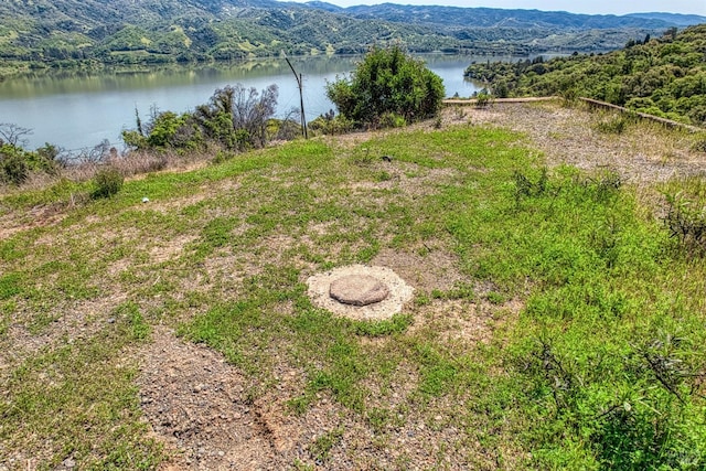 5851 Lake Ridge Dr, Ukiah, CA 95482