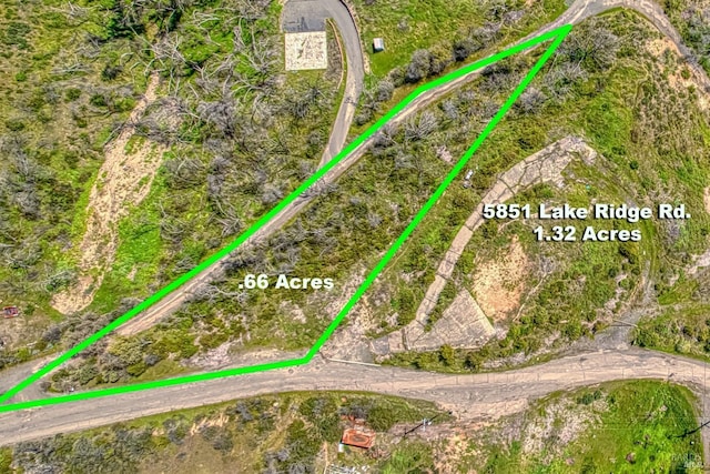 5851 Lake Ridge Dr, Ukiah, CA 95482
