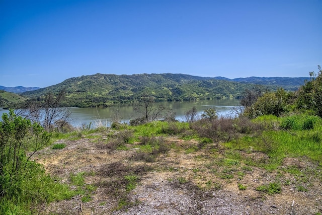 5851 Lake Ridge Dr, Ukiah, CA 95482