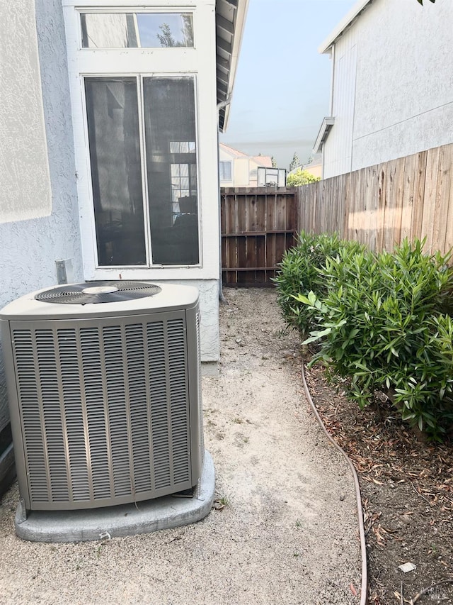 261 Bridgewater Cir, Suisun City, CA 94585 - exterior view of cooling unit and stucco siding