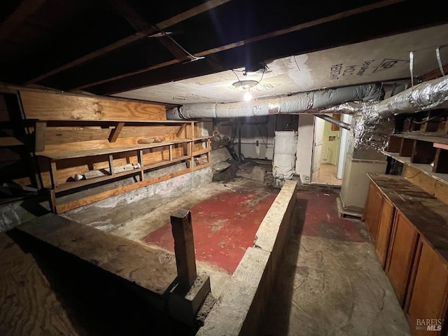 view of unfinished basement