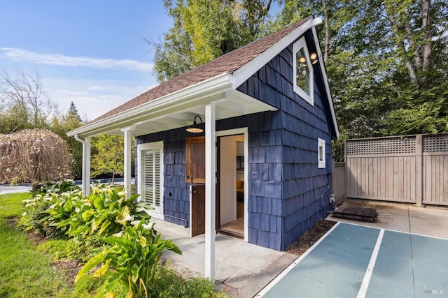 1423 Butterfield Rd, San Anselmo, CA 94960 - view of outdoor structure featuring fence