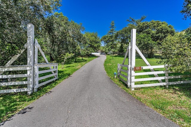 139 Deer Hollow Rd, San Anselmo, CA 94960 - view of road