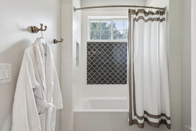9123 Red Hill Ct, Cotati, CA 94931 - bathroom featuring shower / bath combo