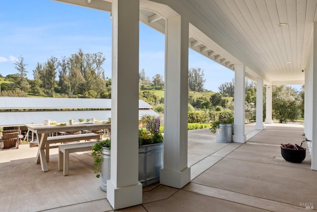 9123 Red Hill Ct, Cotati, CA 94931 - view of porch