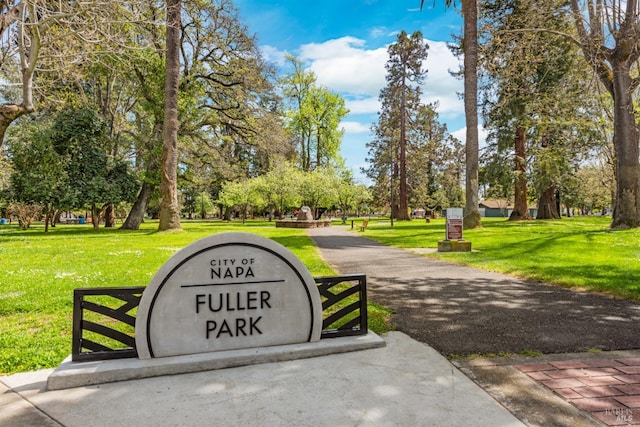 1595 Cinnamond St, Napa, CA 94559 - view of home's community with a yard