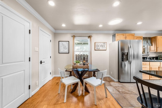 1595 Cinnamond St, Napa, CA 94559 - dining room with ornamental molding and recessed lighting