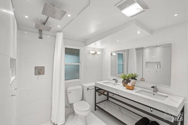 294 Scenic Rd, Fairfax, CA 94930 - bathroom featuring toilet, a shower with shower curtain, recessed lighting, and double vanity