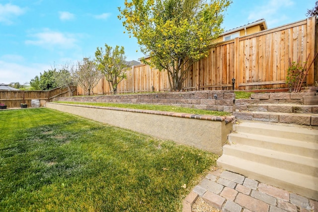 2436 Chuck Hammond Dr, Fairfield, CA 94533 - view of yard featuring a fenced backyard