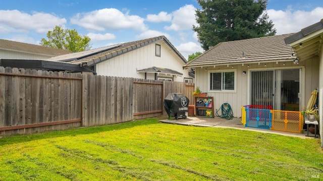 1864 Quail Meadows Cir, Vacaville, CA 95687 - view of yard featuring a patio and a fenced backyard