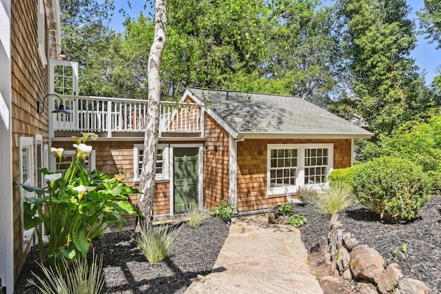 354 Forrest Ave, Fairfax, CA 94930 - view of front facade featuring a shingled roof and a wooden deck