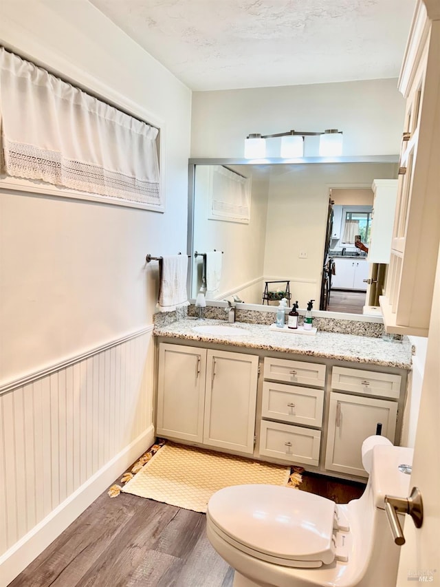 50 Via Belardo Unit 12, Greenbrae, CA 94904 - bathroom featuring wood finished floors and vanity