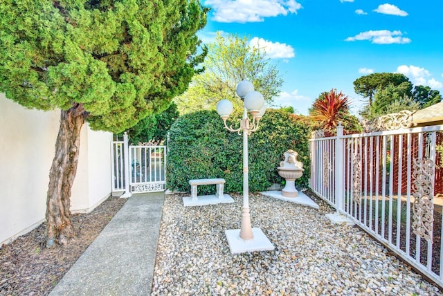410 Duvall Ct, Benicia, CA 94510 - view of yard featuring fence