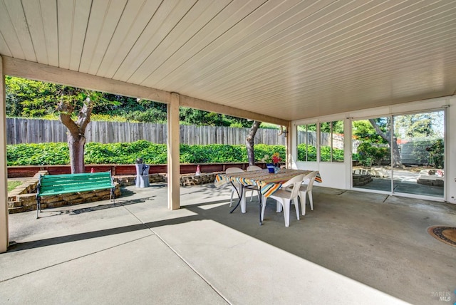 410 Duvall Ct, Benicia, CA 94510 - view of patio / terrace featuring outdoor dining area and a fenced backyard