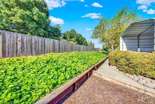 410 Duvall Ct, Benicia, CA 94510 - view of yard with fence