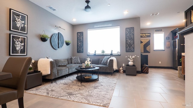 324 Pear Tree Ter Unit D, Napa, CA 94558 - living room featuring recessed lighting and baseboards