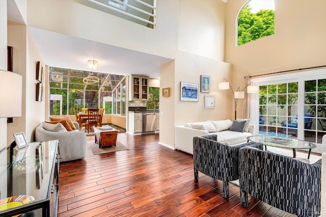 1206 Cayetano Dr, Napa, CA 94559 - living area featuring wood finished floors and a high ceiling