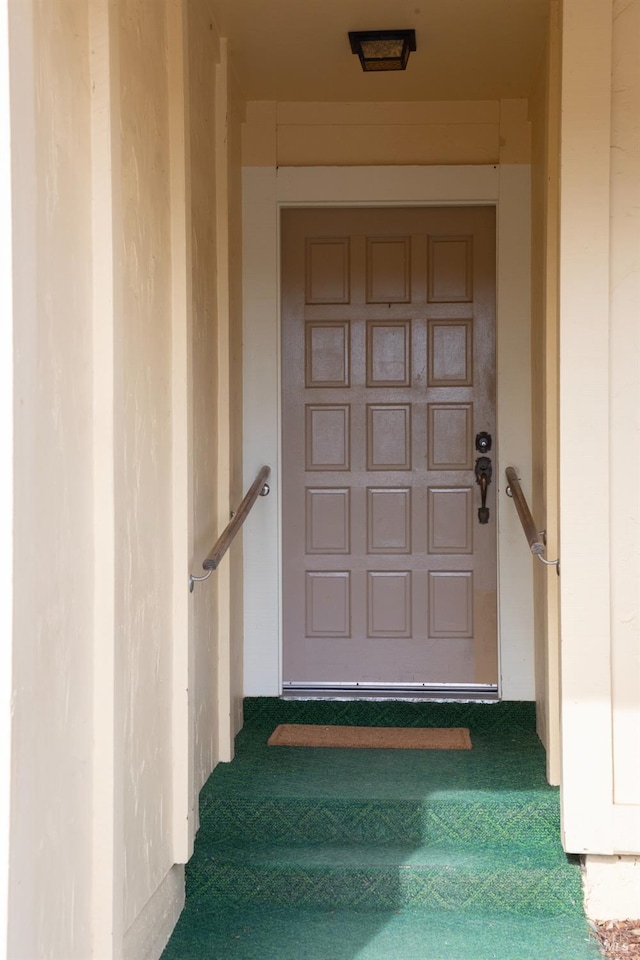 view of property entrance
