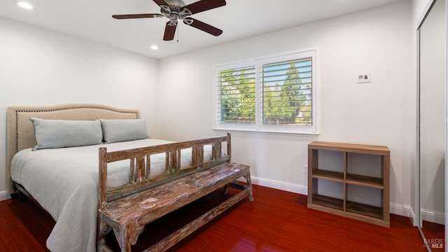bedroom with baseboards, recessed lighting, wood finished floors, and ceiling fan