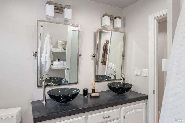 1036 Summit Ave, Napa, CA 94559 - bathroom with toilet and double vanity