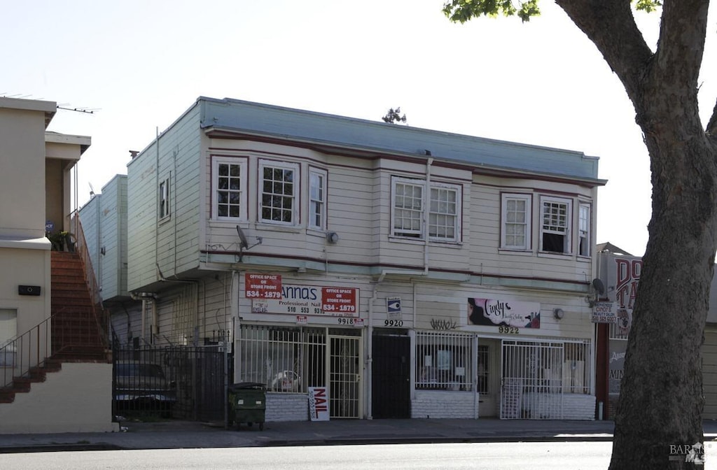 9920 International Blvd, Oakland, CA 94603 - view of property