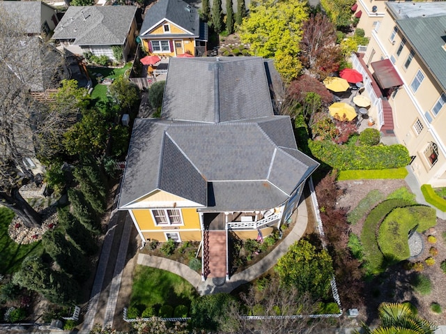 birds eye view of property featuring a residential view