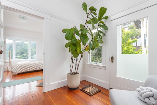 55 Sunshine Ave, Sausalito, CA 94965 - interior details with crown molding, baseboards, and wood finished floors