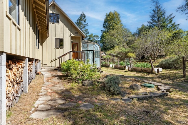 view of yard with a vegetable garden