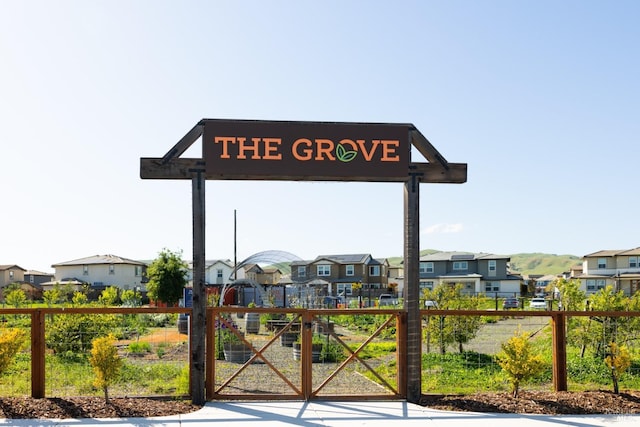 2428 Periwinkle Pl, Fairfield, CA 94533 - exterior space featuring a residential view and a gate