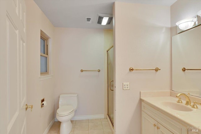 581 Werner Way, Vacaville, CA 95688 - full bath featuring toilet, a shower stall, vanity, tile patterned flooring, and baseboards