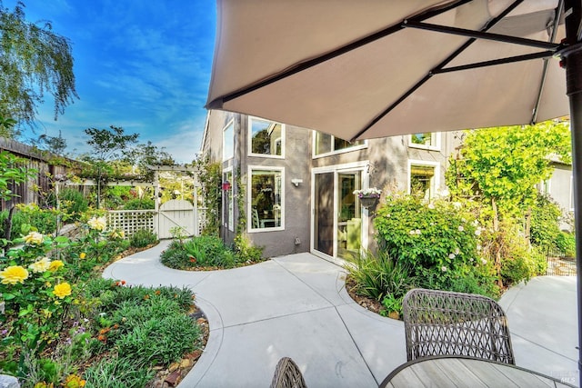 470 Camellia Ct, Benicia, CA 94510 - view of patio / terrace featuring a gate and fence