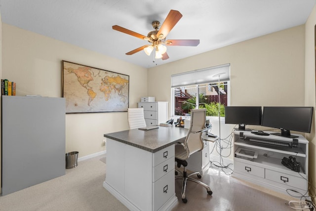 office area with ceiling fan