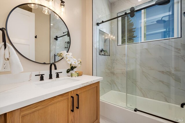 431 Seymour St, Napa, CA 94559 - full bath with vanity and shower / bath combination with glass door
