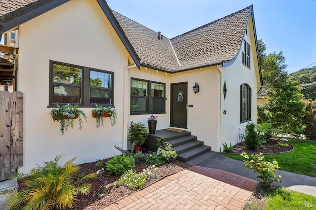 17 Hanns Ave, Vallejo, CA 94590 - view of front of home featuring stucco siding