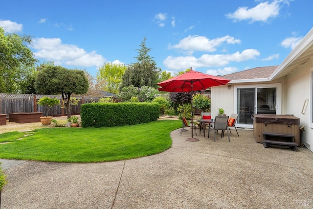 195 Mountain Vista Pl, Santa Rosa, CA 95409 - view of yard featuring a hot tub and a patio