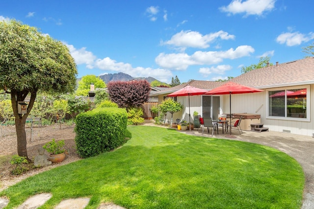 195 Mountain Vista Pl, Santa Rosa, CA 95409 - view of yard with a hot tub and a patio