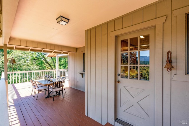 103 Camino Vis, Saint Helena, CA 94574 - wooden terrace with outdoor dining area