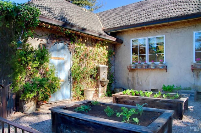 1571 Silver Trl, Napa, CA 94558 - exterior space with roof with shingles and stucco siding