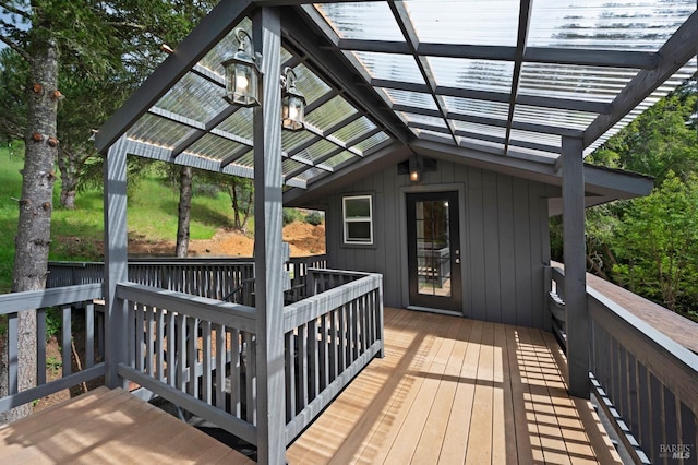750 Wagnon Rd, Sebastopol, CA 95472 - wooden terrace with a pergola