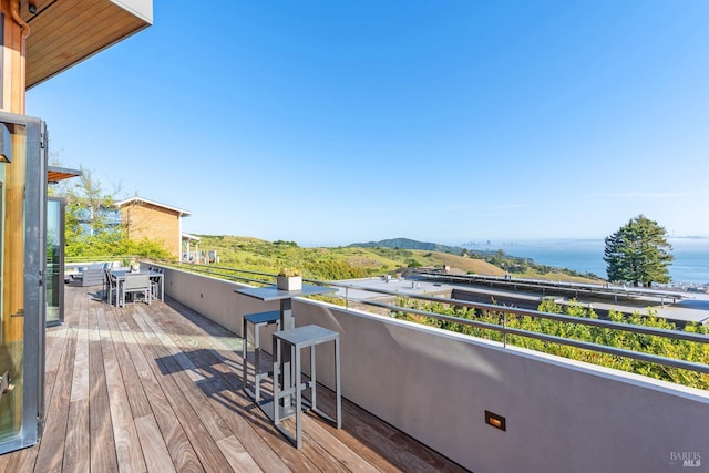 86 Sugarloaf Dr, Tiburon, CA 94920 - view of wooden terrace